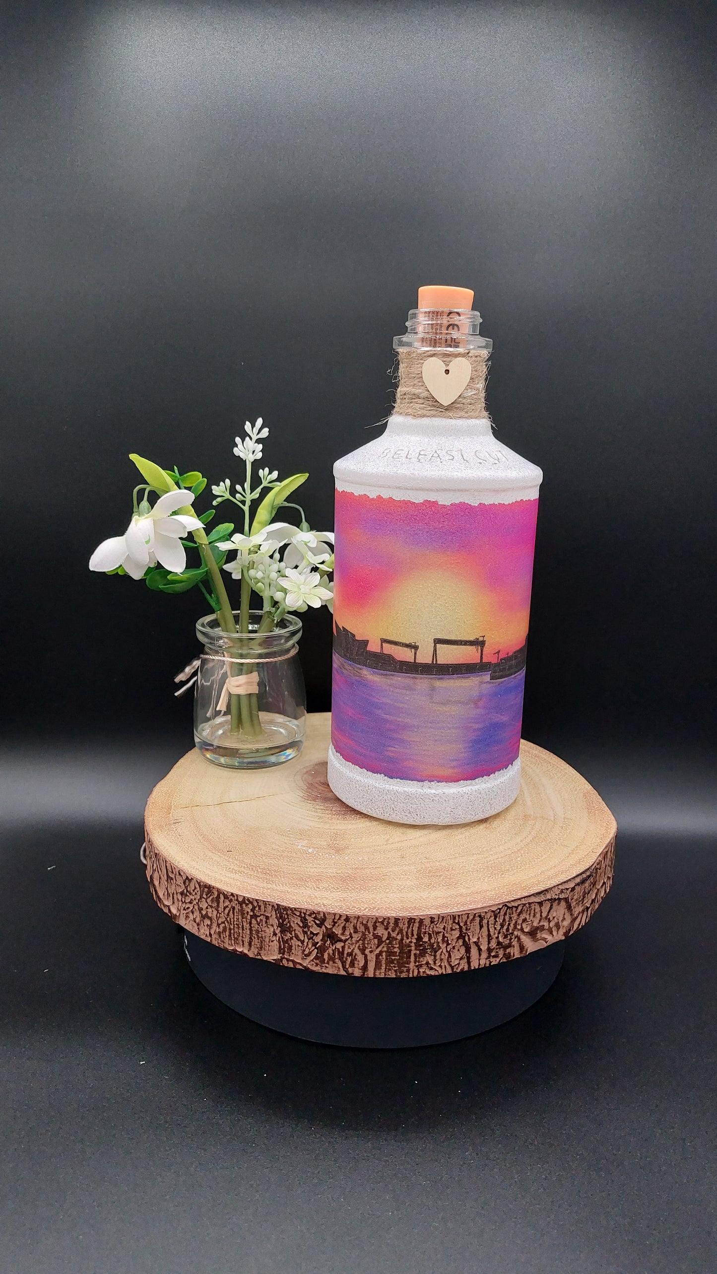 Limited Edition Stephen McCurdy Art "A Titanic Sunset" light up bottle