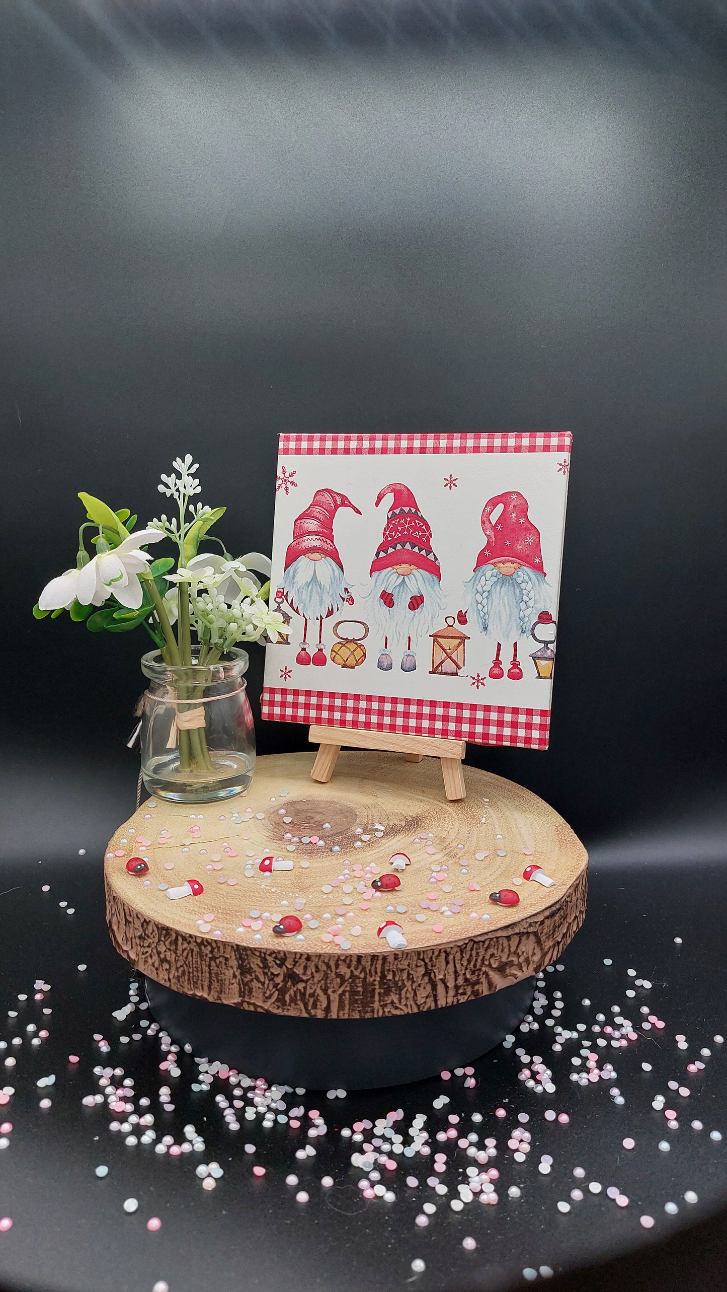 3 Gunks Decorative Tile